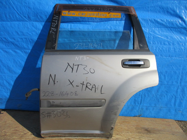 Used Nissan X Trail WINDOWS GLASS REAR LEFT